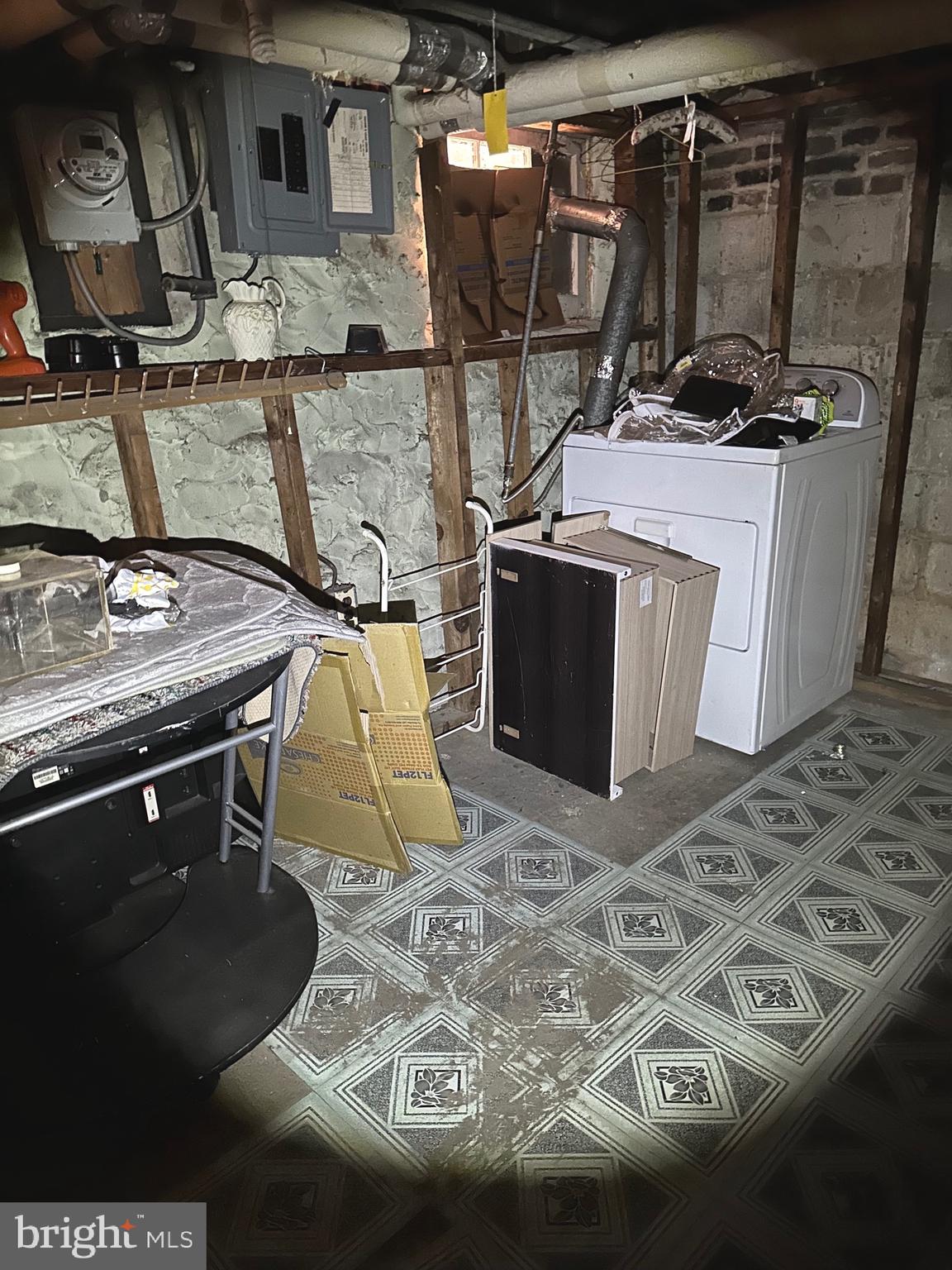 ARLINGTON - Residential