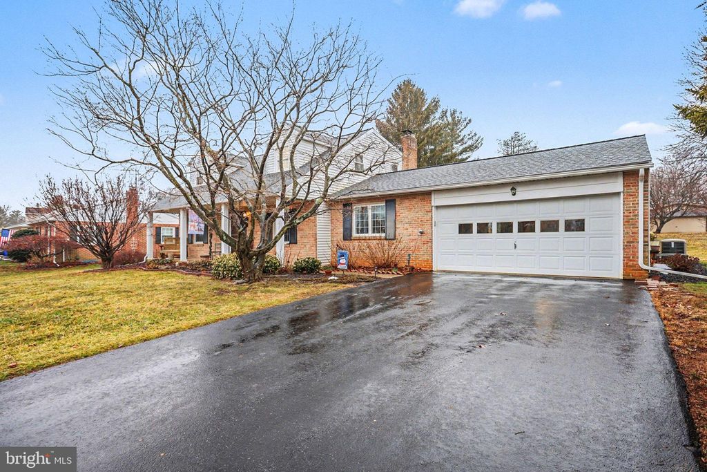 Photo of 1 Hancock Court, NEW FREEDOM, PA 17349 (MLS # PAYK2098230)