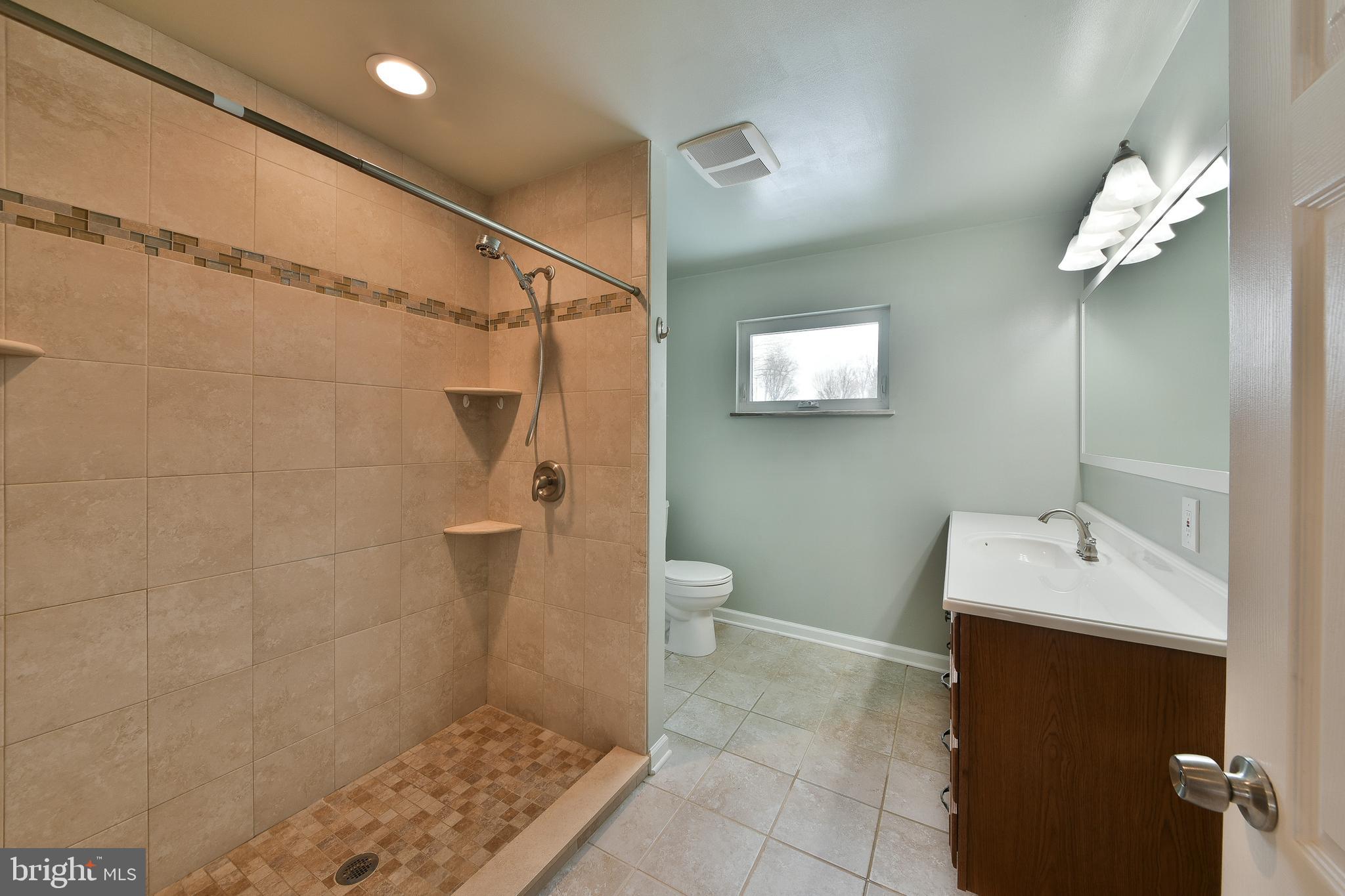 FEASTERVILLE HGTS - Residential