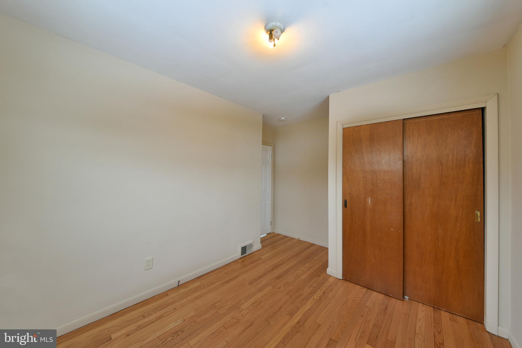 FEASTERVILLE HGTS - Residential