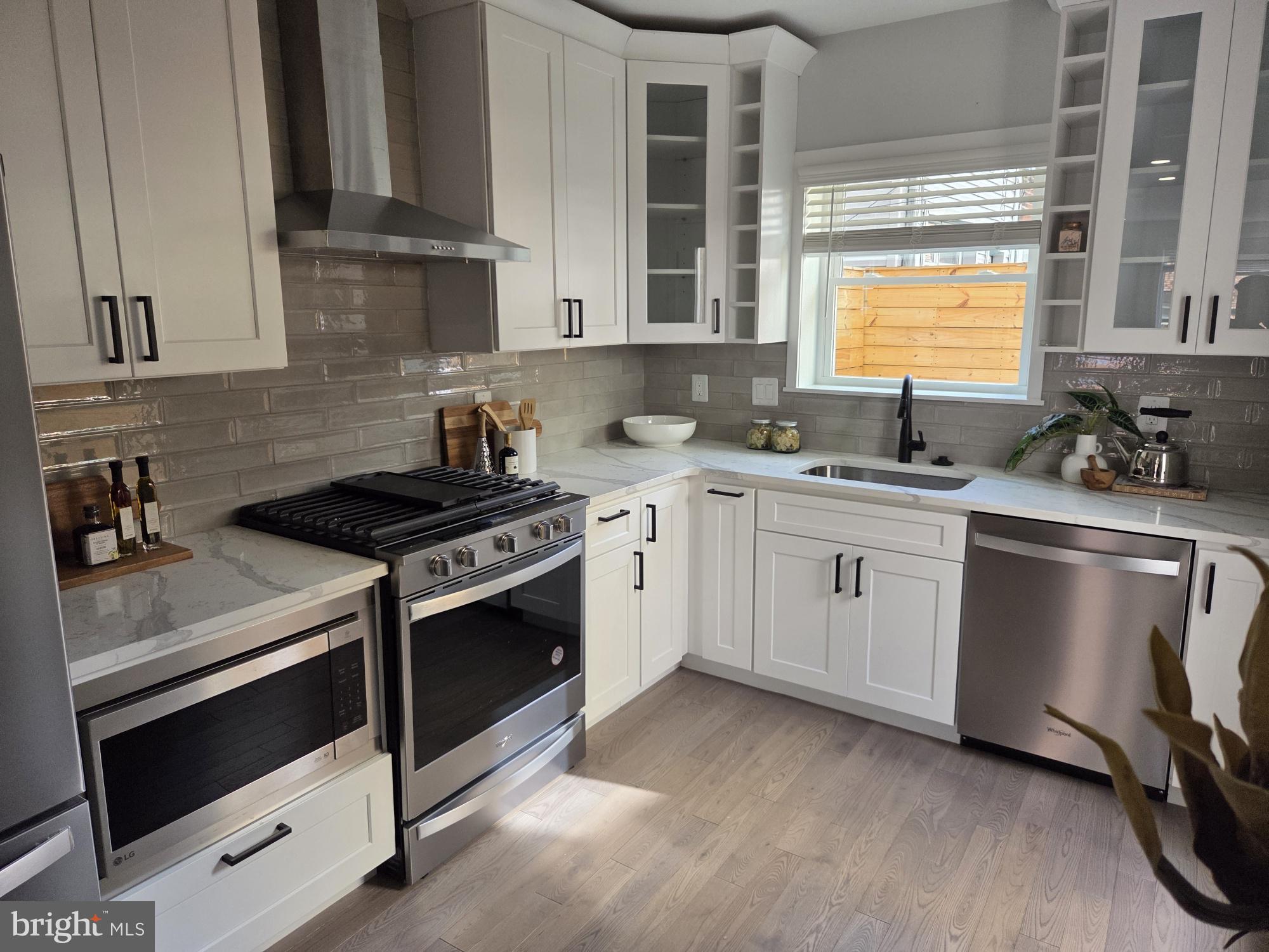 EAST PASSYUNK CROSSING - Residential