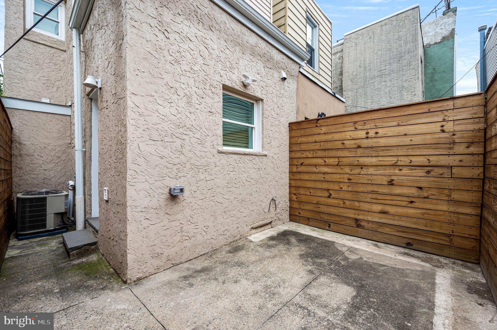 EAST PASSYUNK CROSSING - Residential