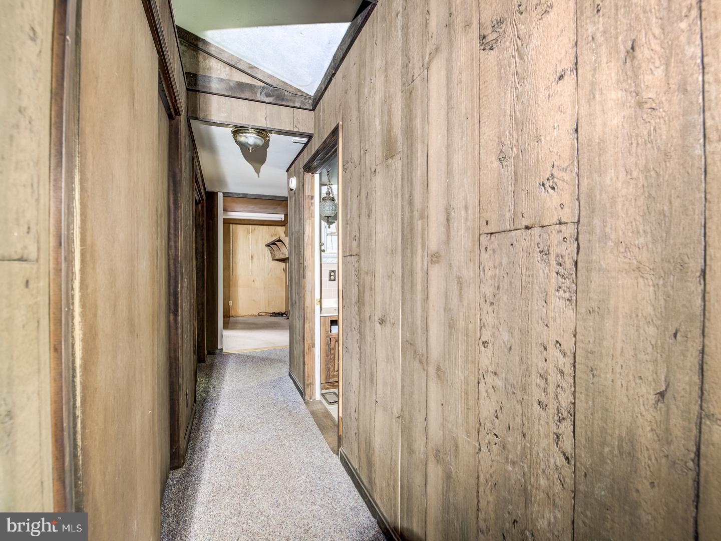 GOLDEN BEACH - Residential