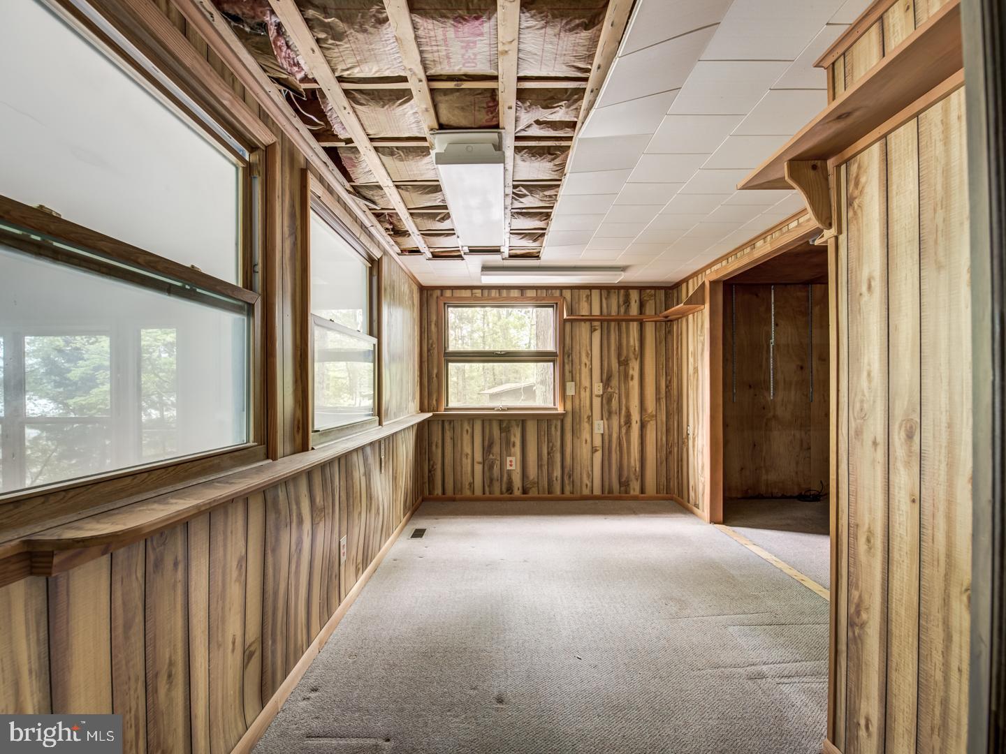 GOLDEN BEACH - Residential