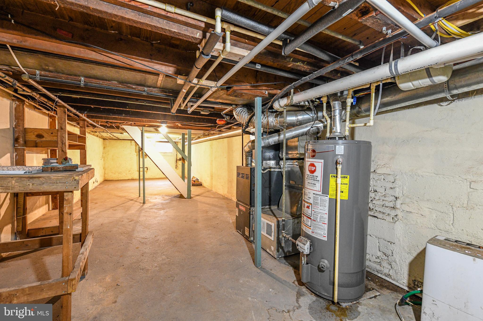 LOCUST POINT - Residential