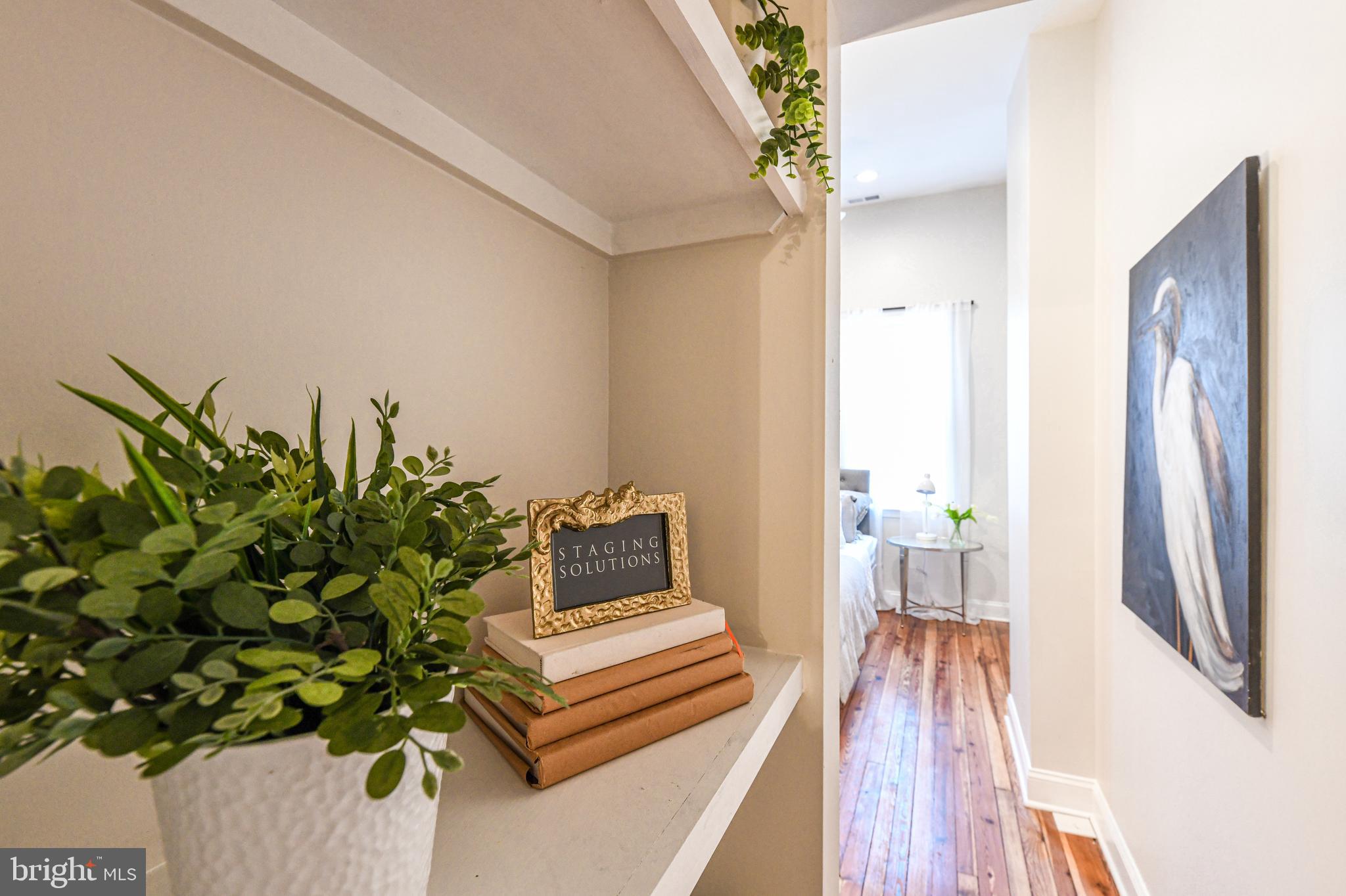 LOCUST POINT - Residential