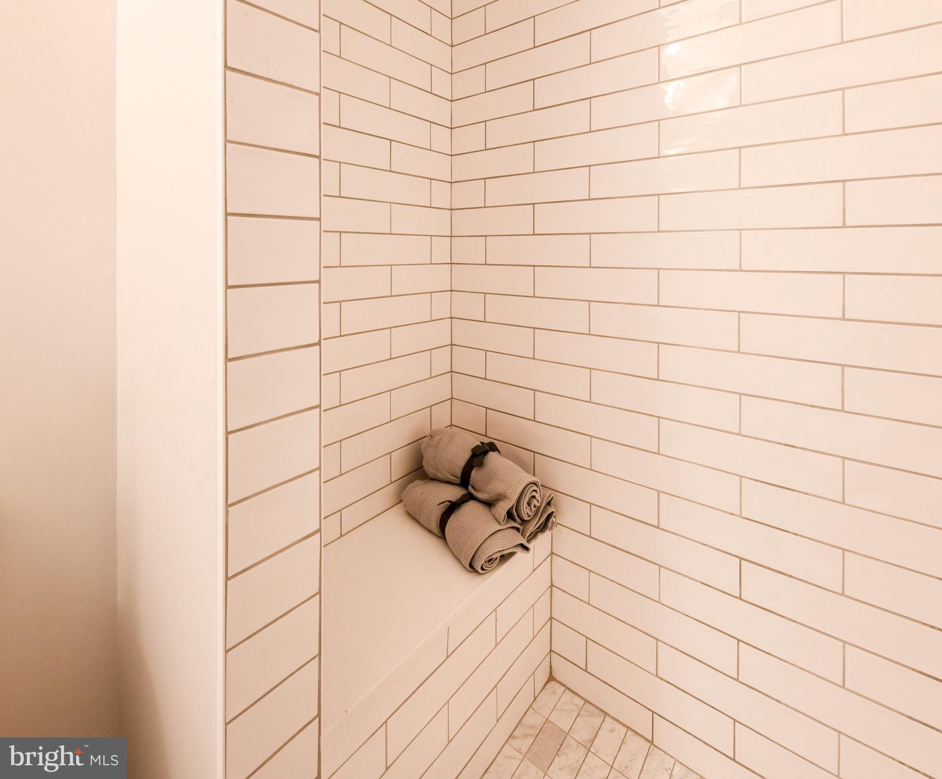 LOCUST POINT - Residential