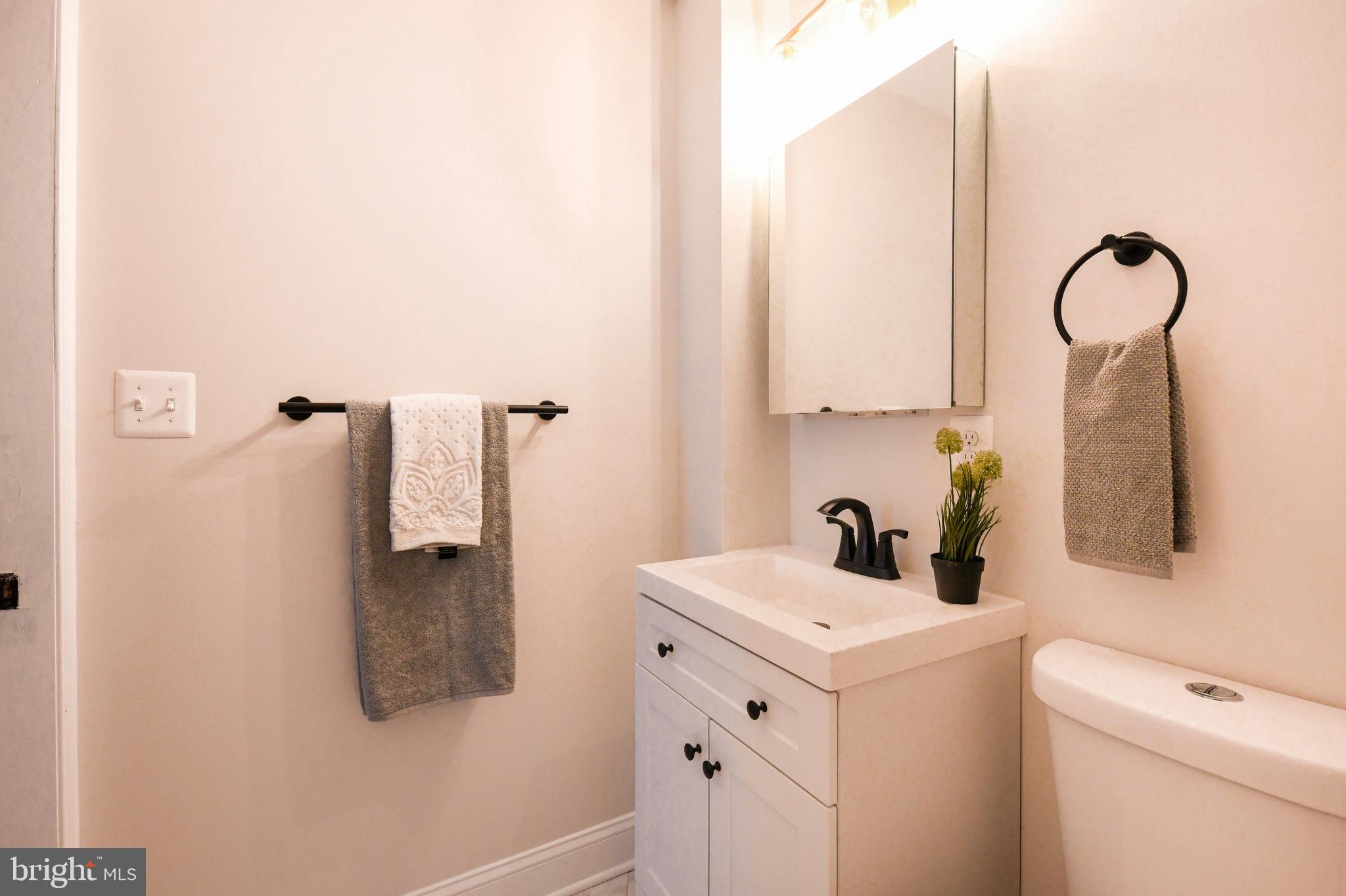 LOCUST POINT - Residential