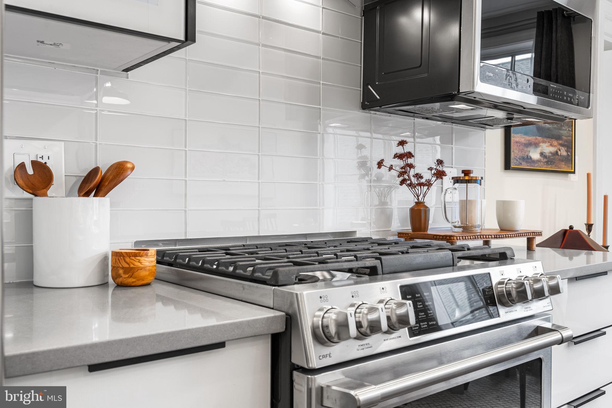 625 PARK ROAD NW 304