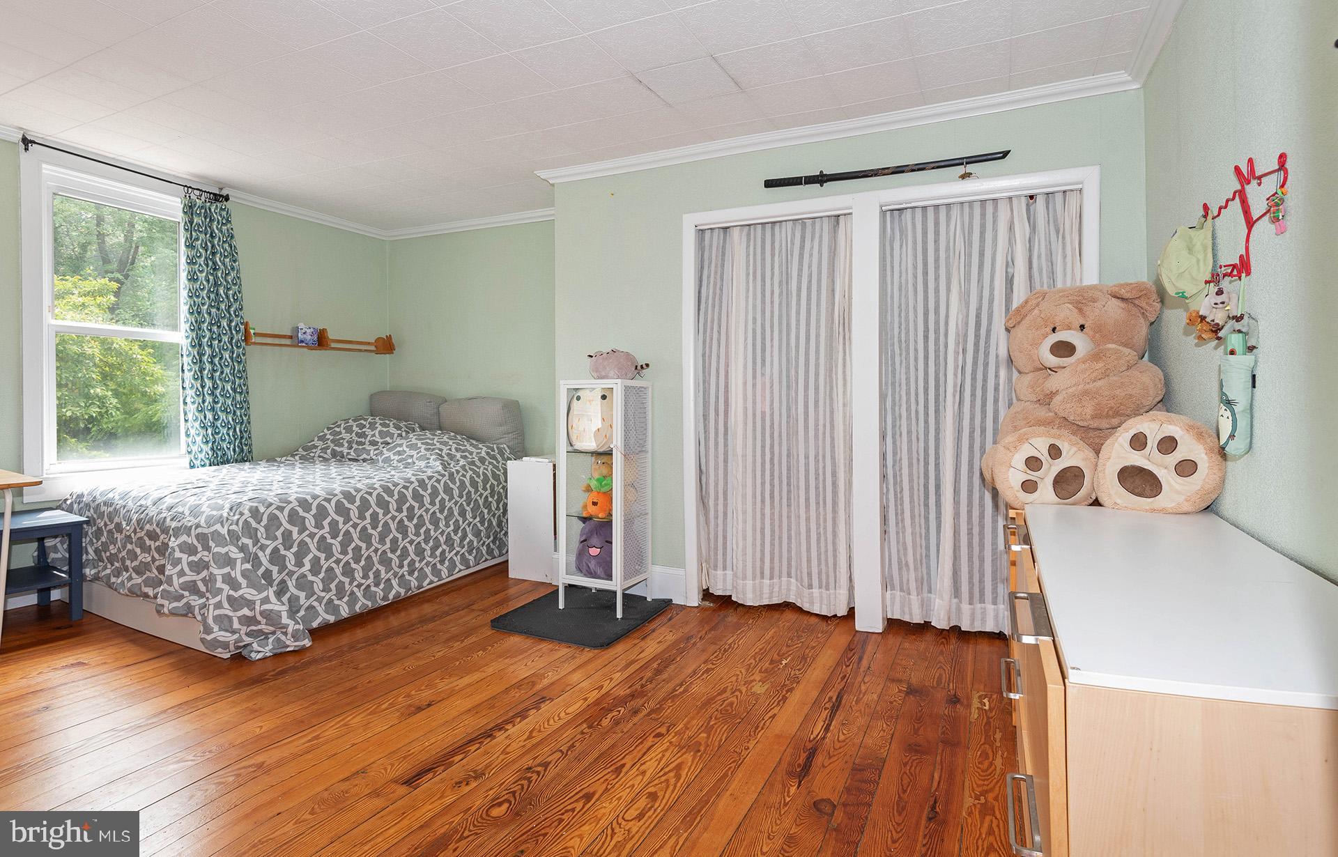 GREEN GABLES - Residential