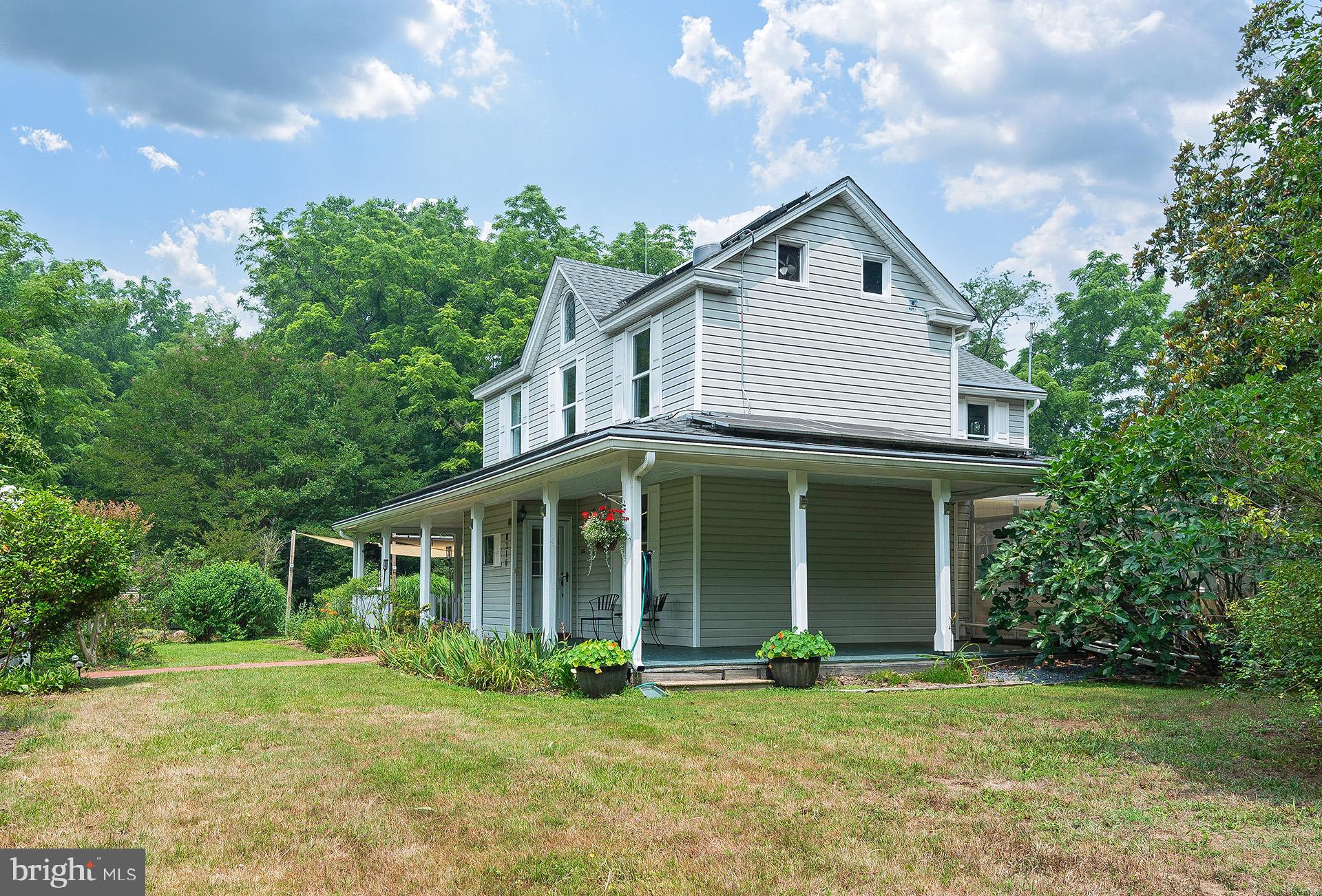 GREEN GABLES - Residential