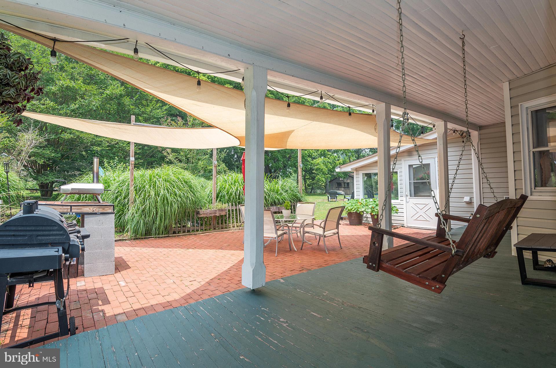 GREEN GABLES - Residential