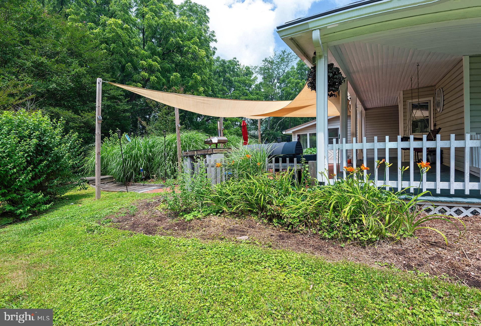 GREEN GABLES - Residential