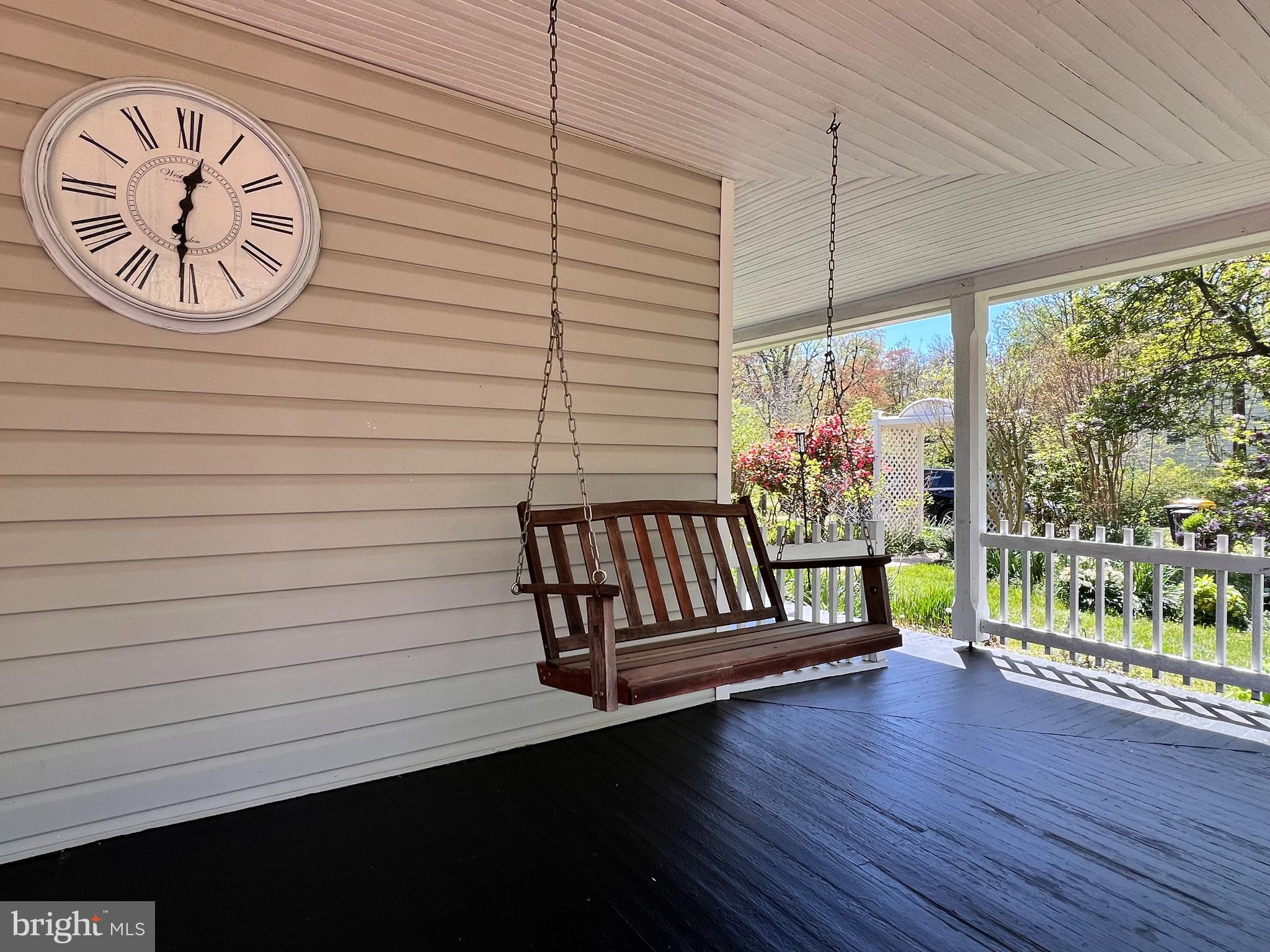 GREEN GABLES - Residential