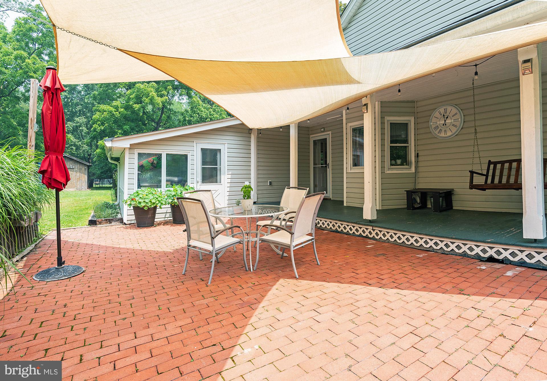 GREEN GABLES - Residential