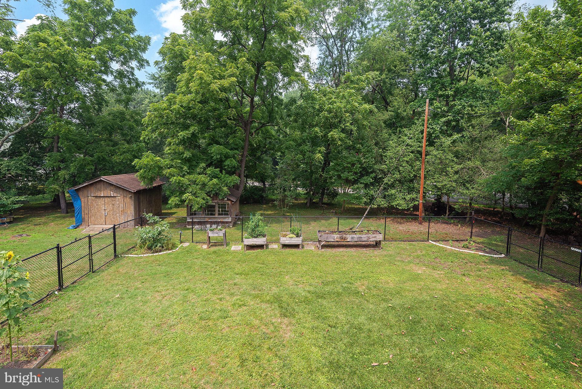 GREEN GABLES - Residential