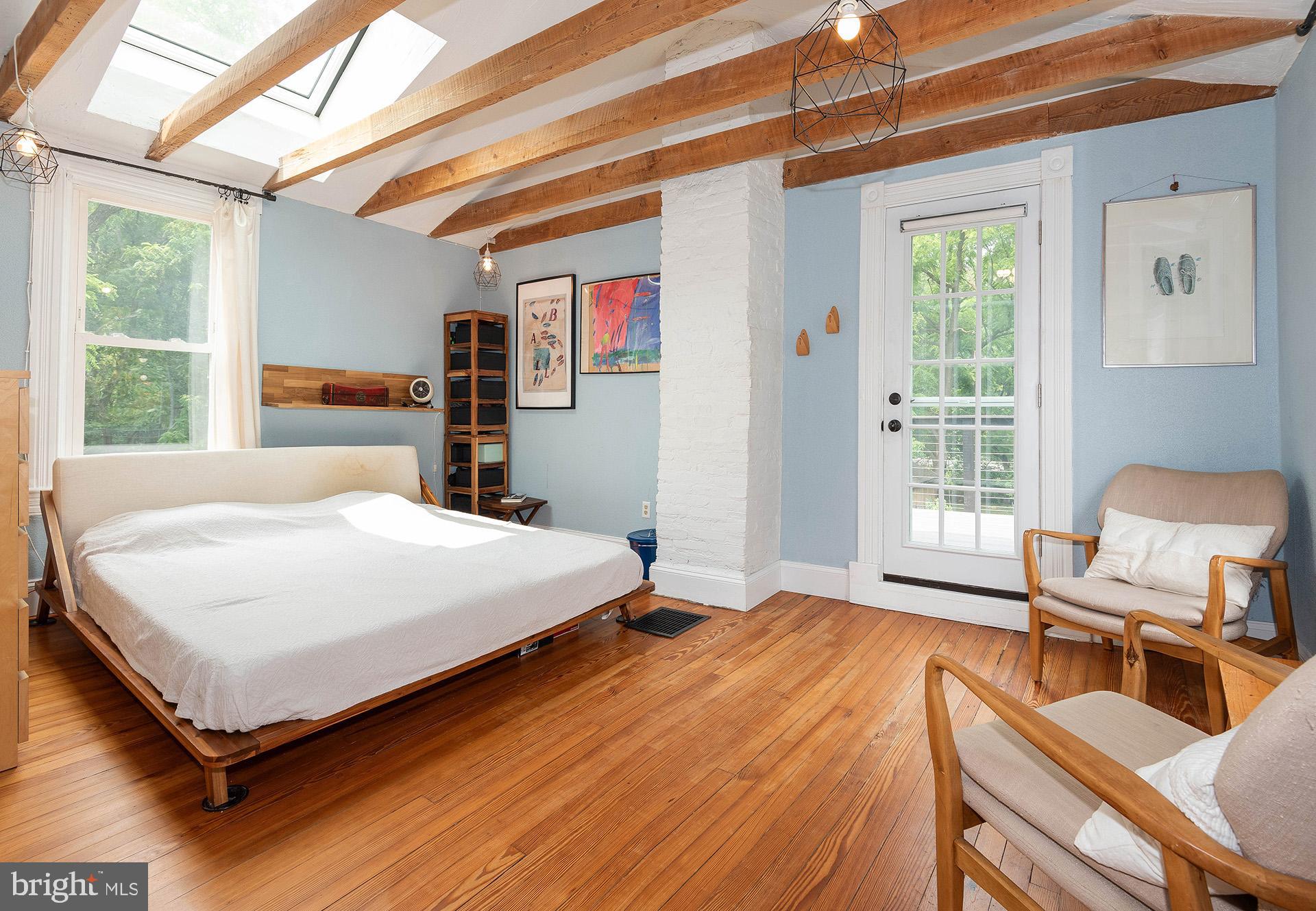 GREEN GABLES - Residential