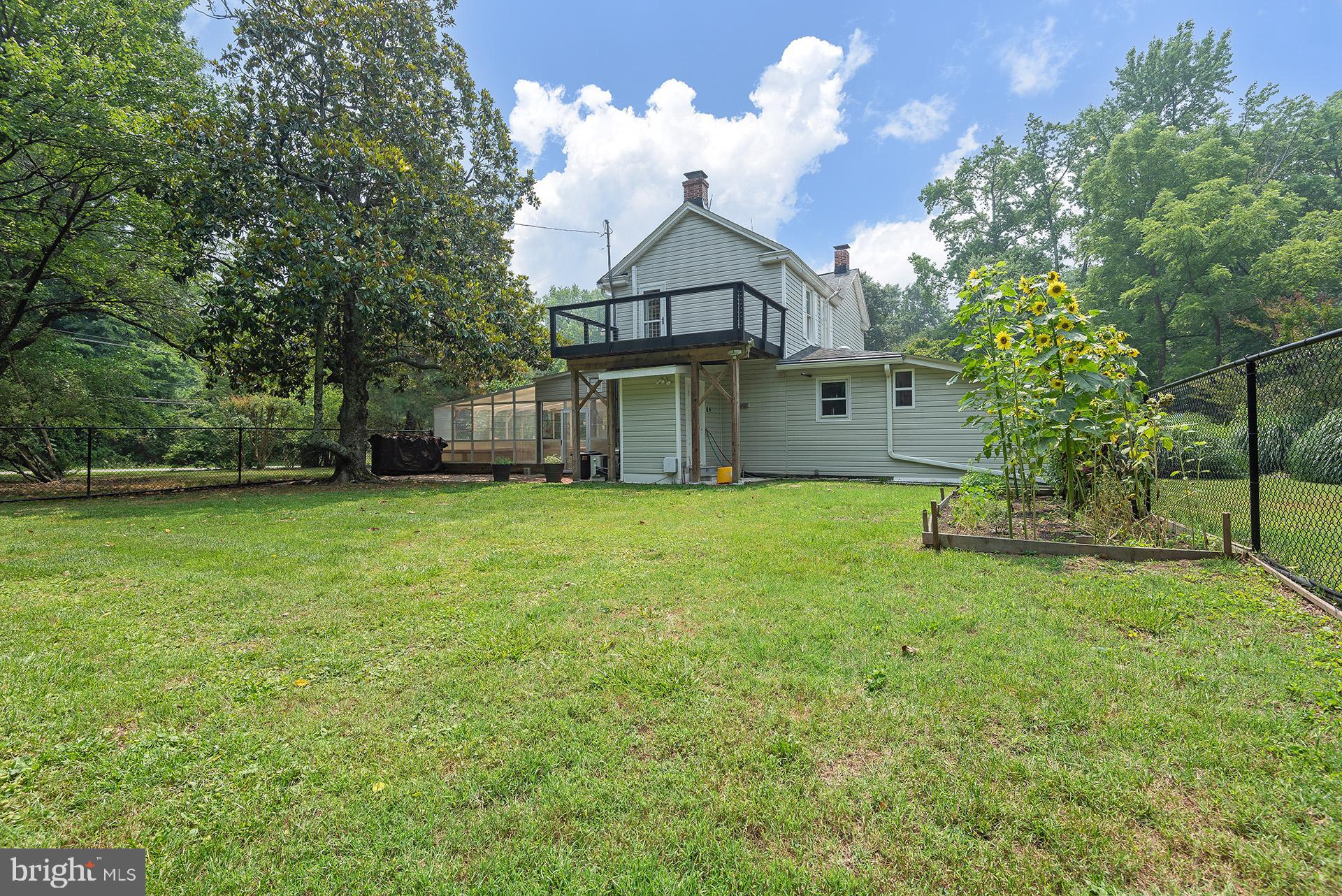 GREEN GABLES - Residential