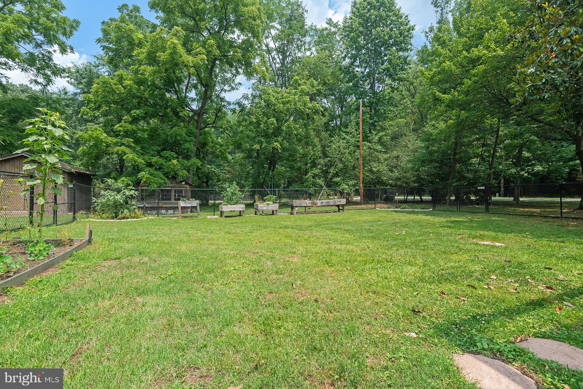 GREEN GABLES - Residential