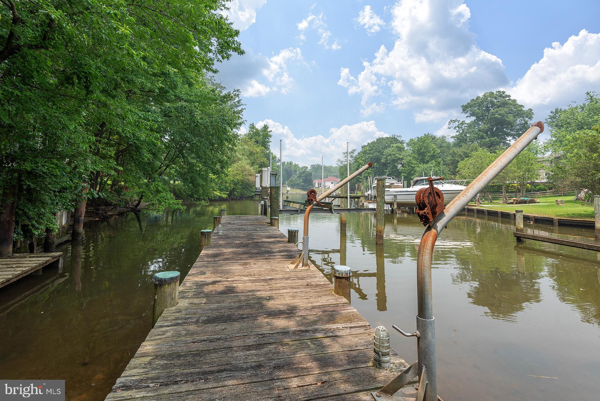 GREEN GABLES - Residential