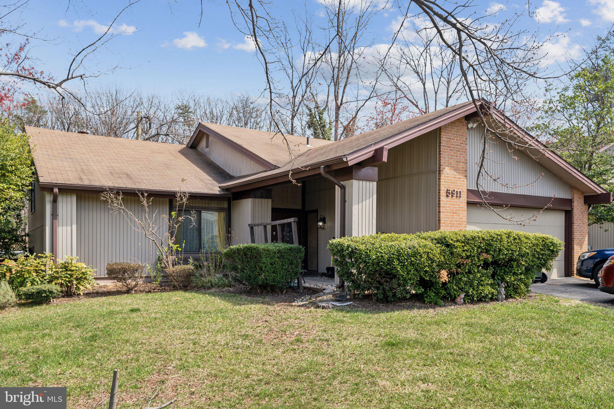 SOUTHERN GROVE - Residential