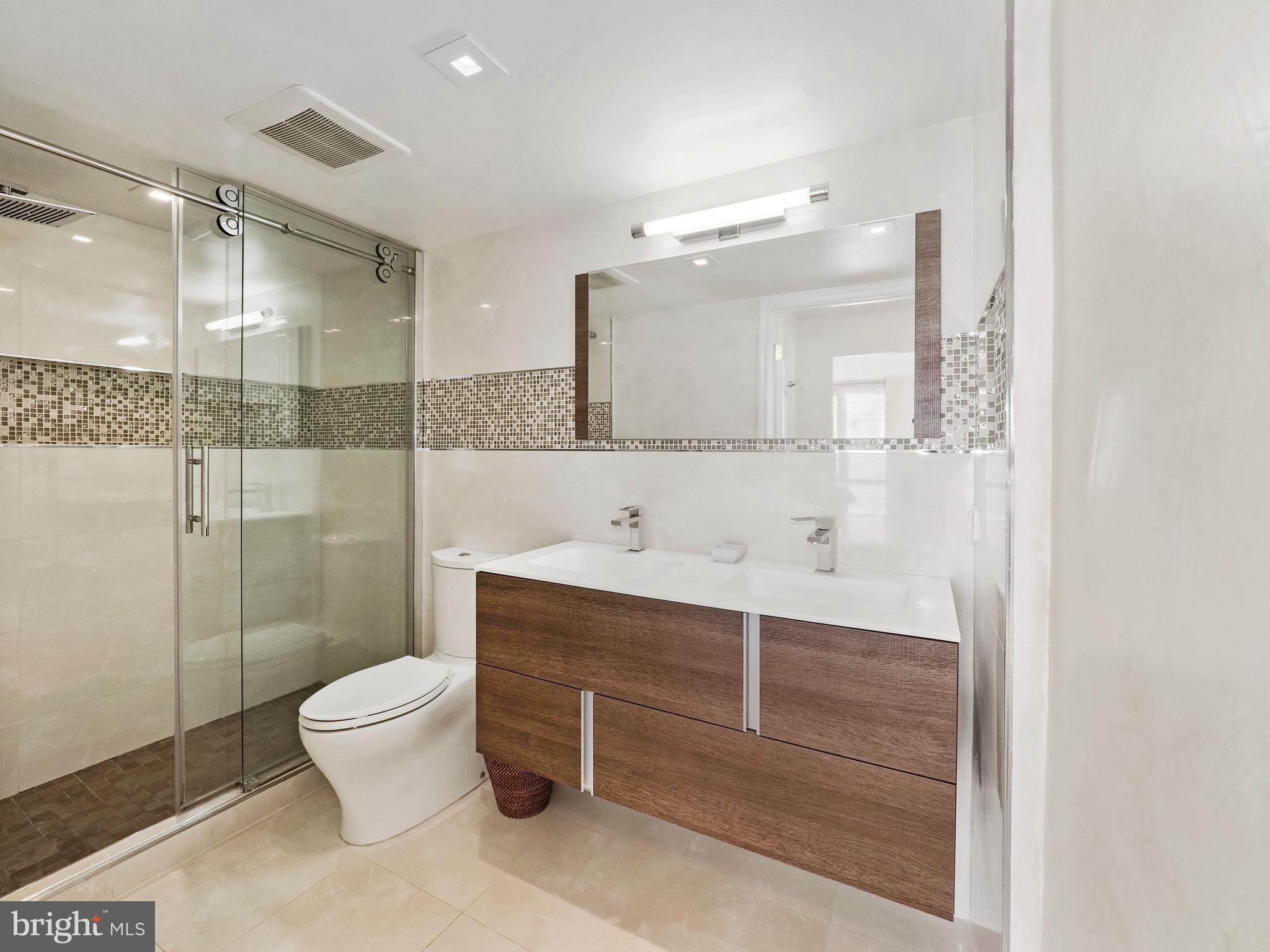 4620 NORTH PARK AVE - Residential