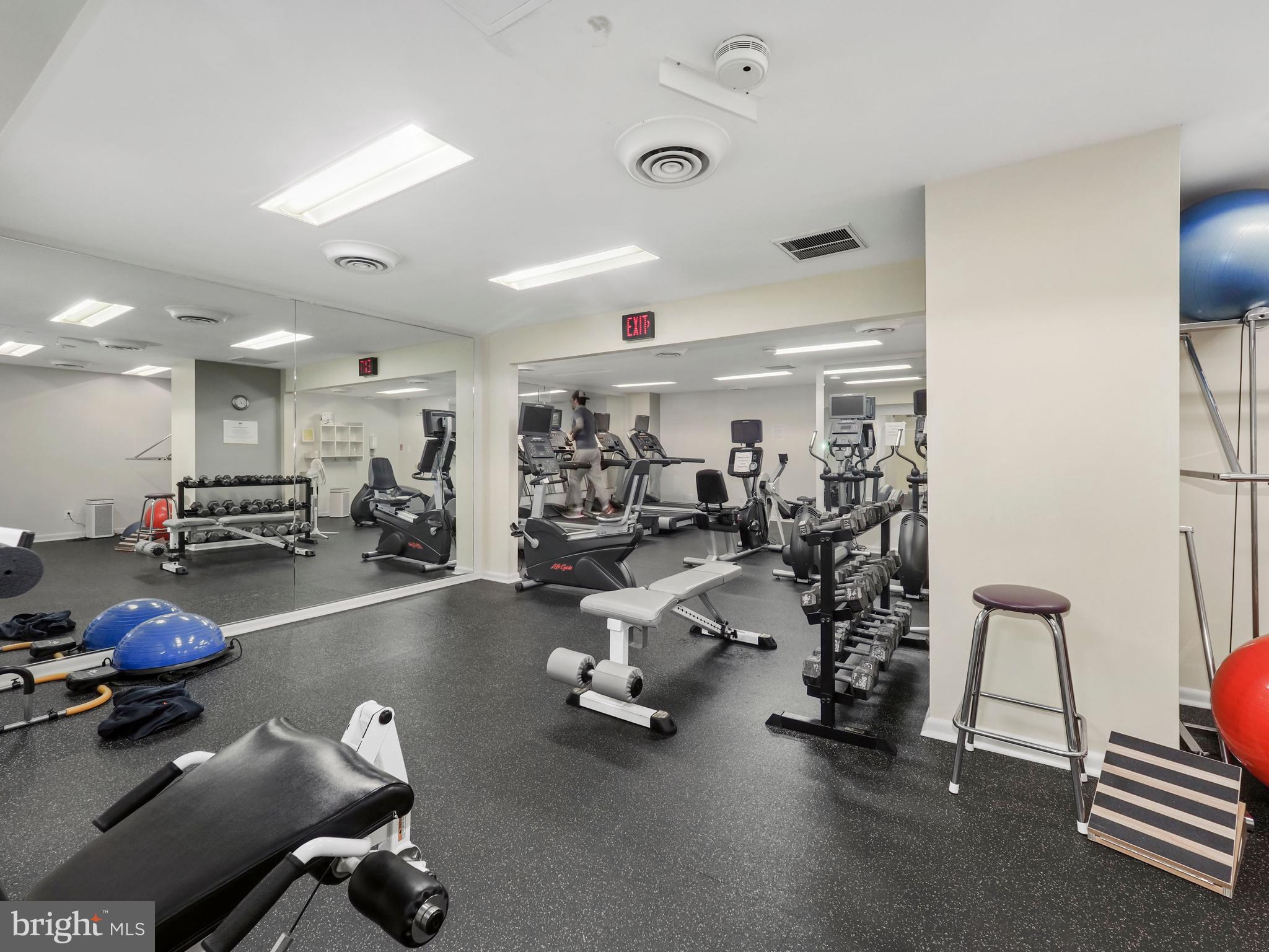 4620 NORTH PARK AVE - Residential