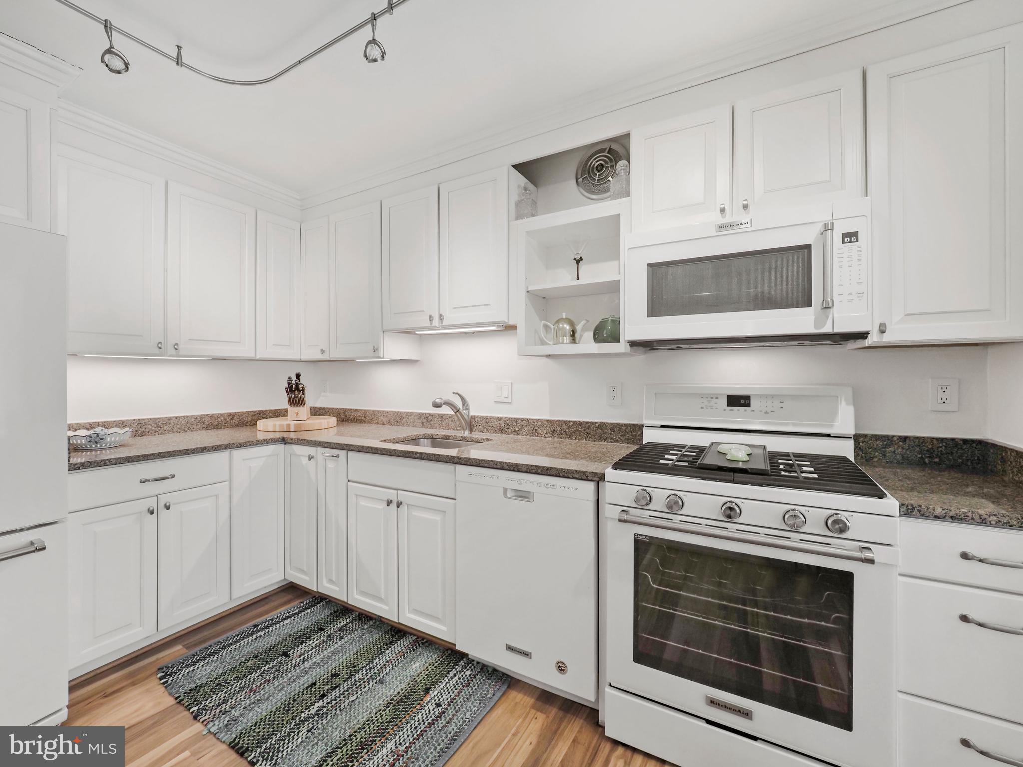 4620 NORTH PARK AVE - Residential