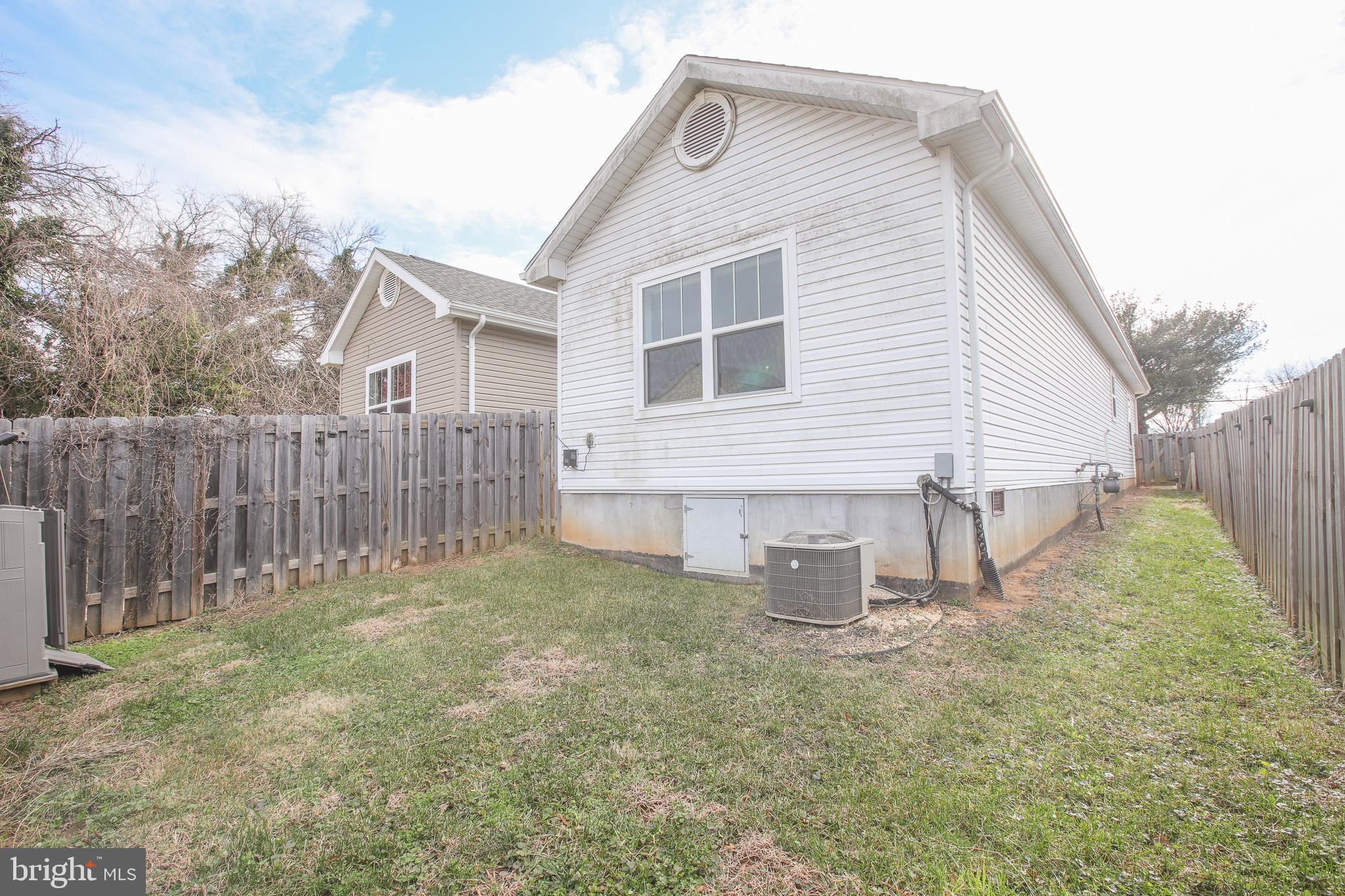 MAYFIELD - Residential