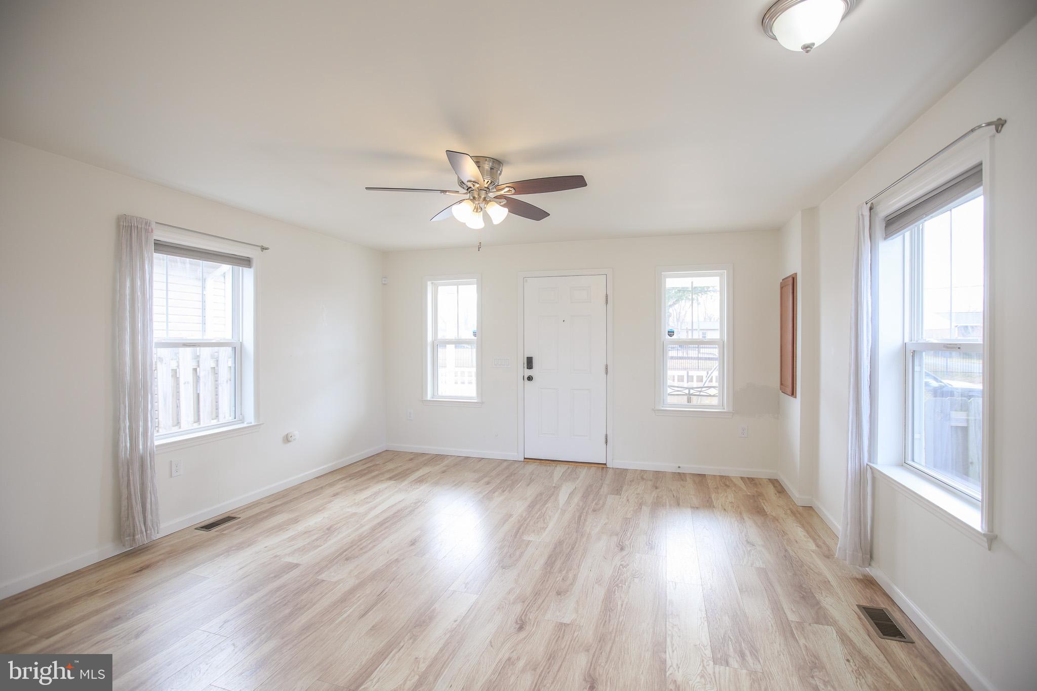 MAYFIELD - Residential