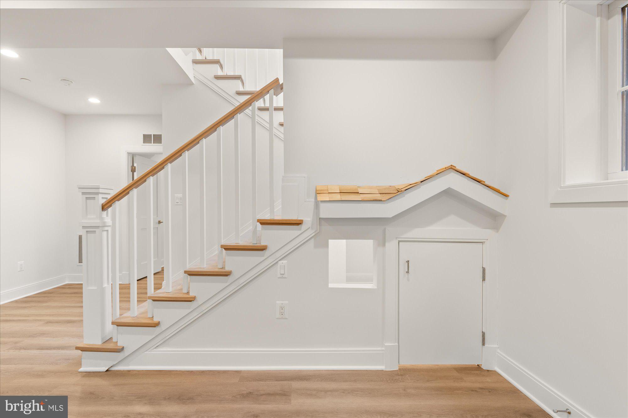 SPRINGFIELD - Residential