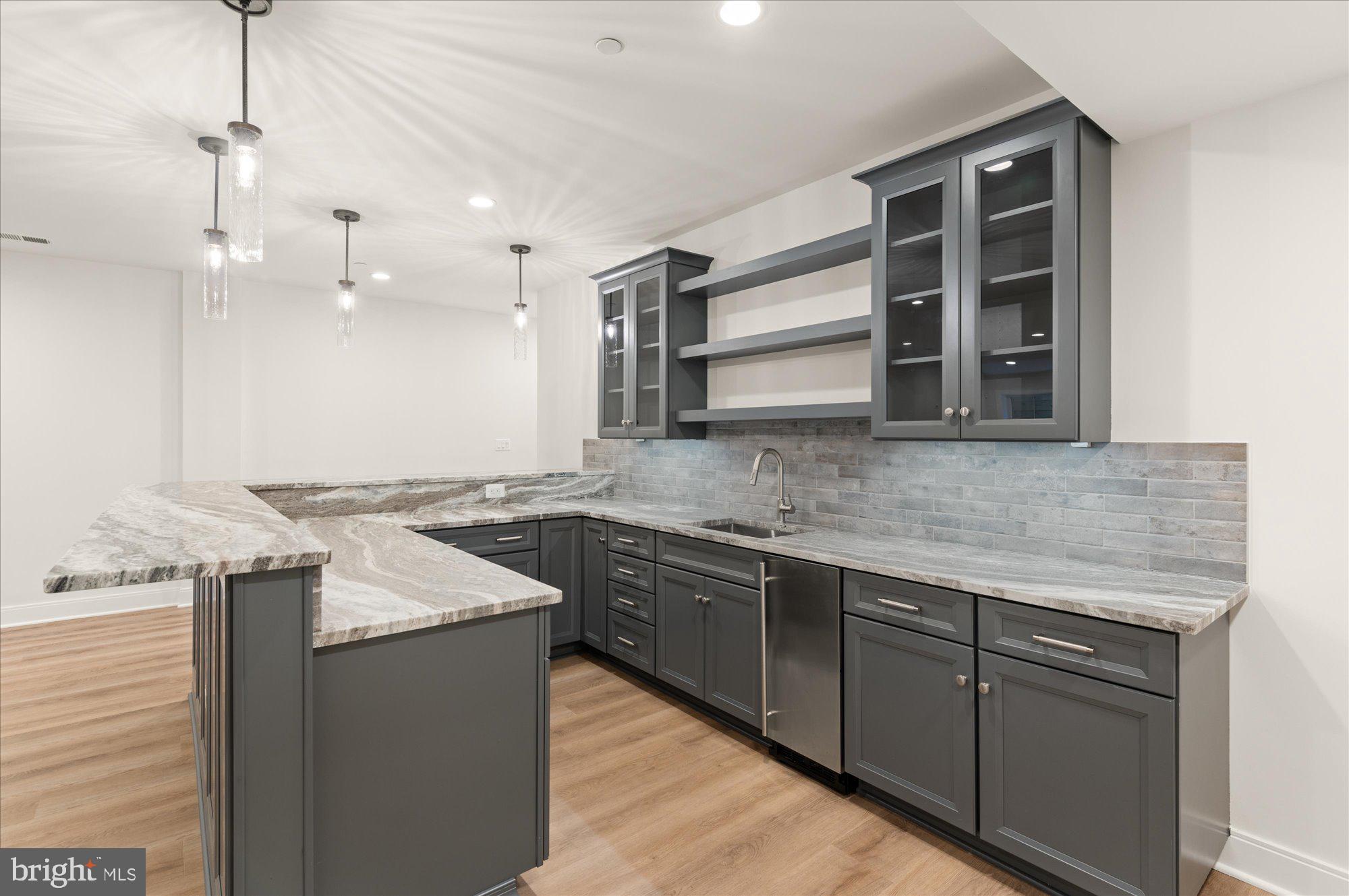 SPRINGFIELD - Residential