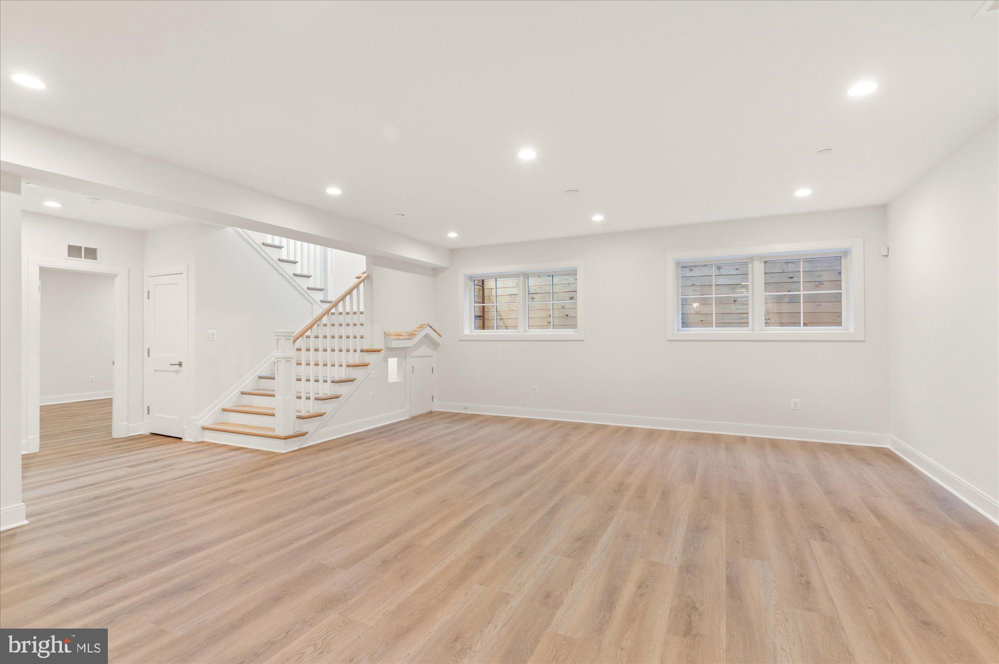 SPRINGFIELD - Residential