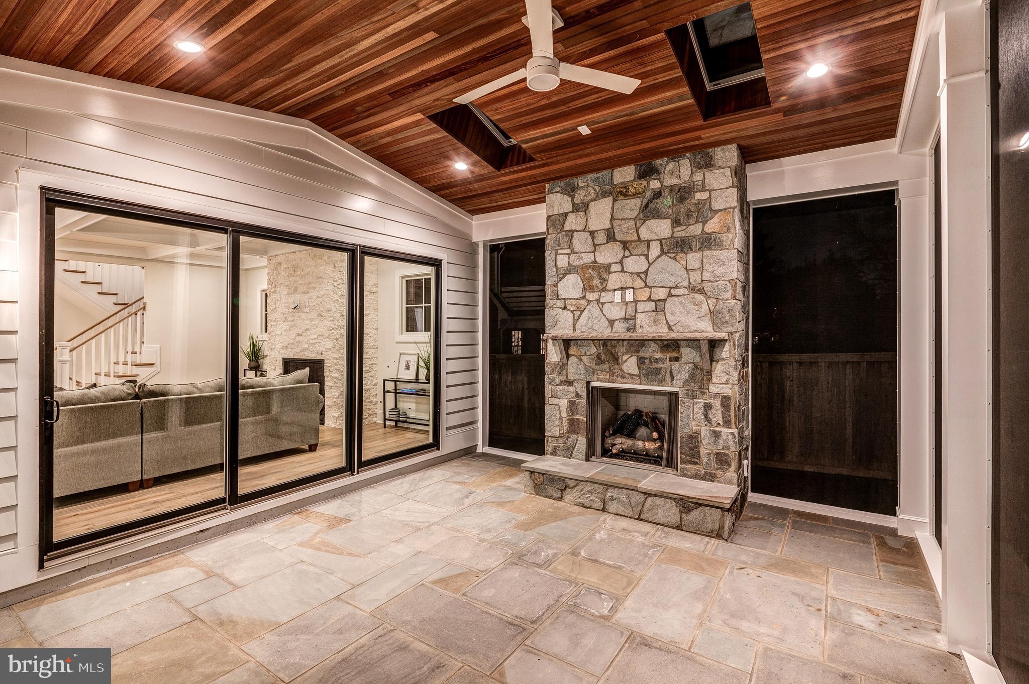 SPRINGFIELD - Residential