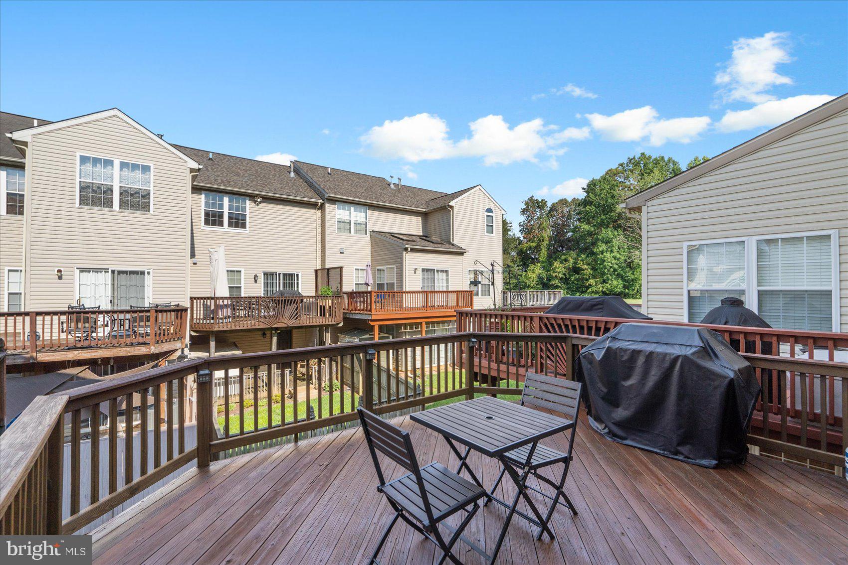 OAKHURST - Residential