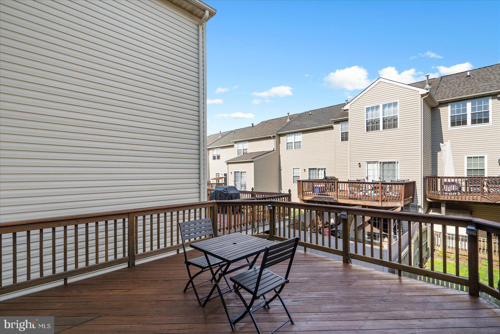 OAKHURST - Residential