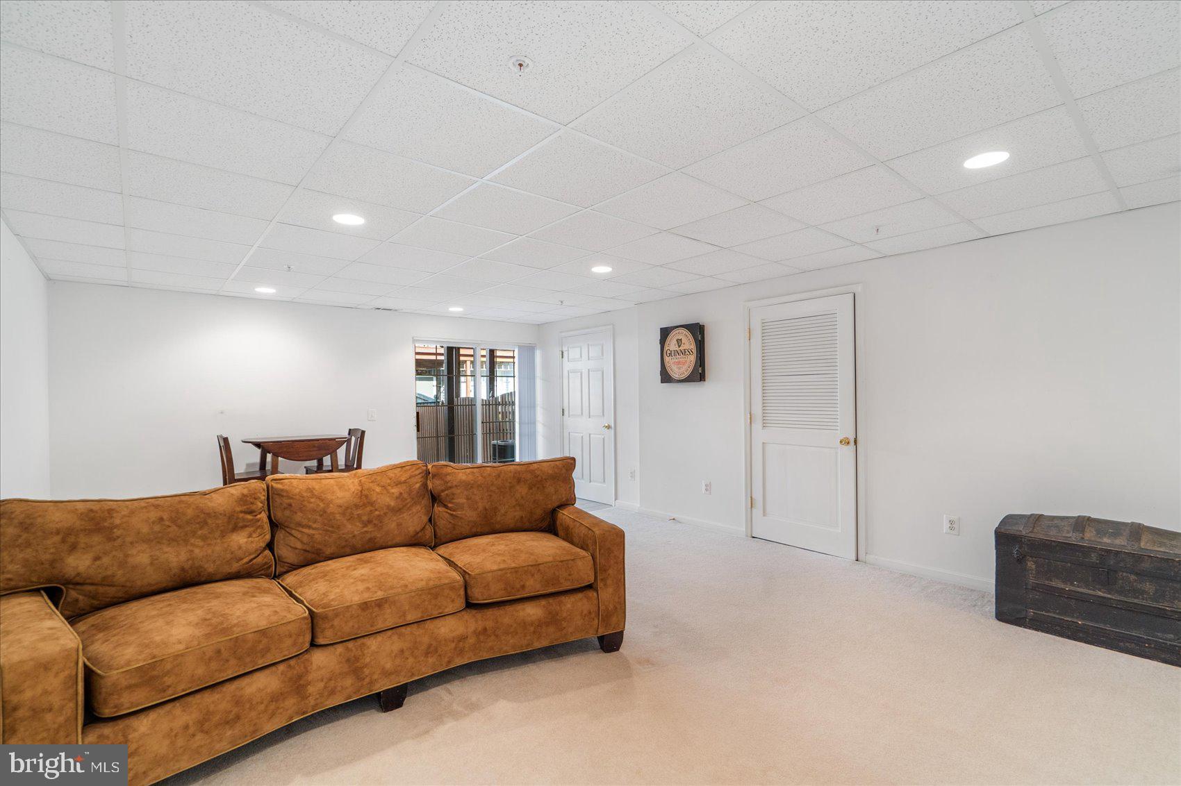 OAKHURST - Residential