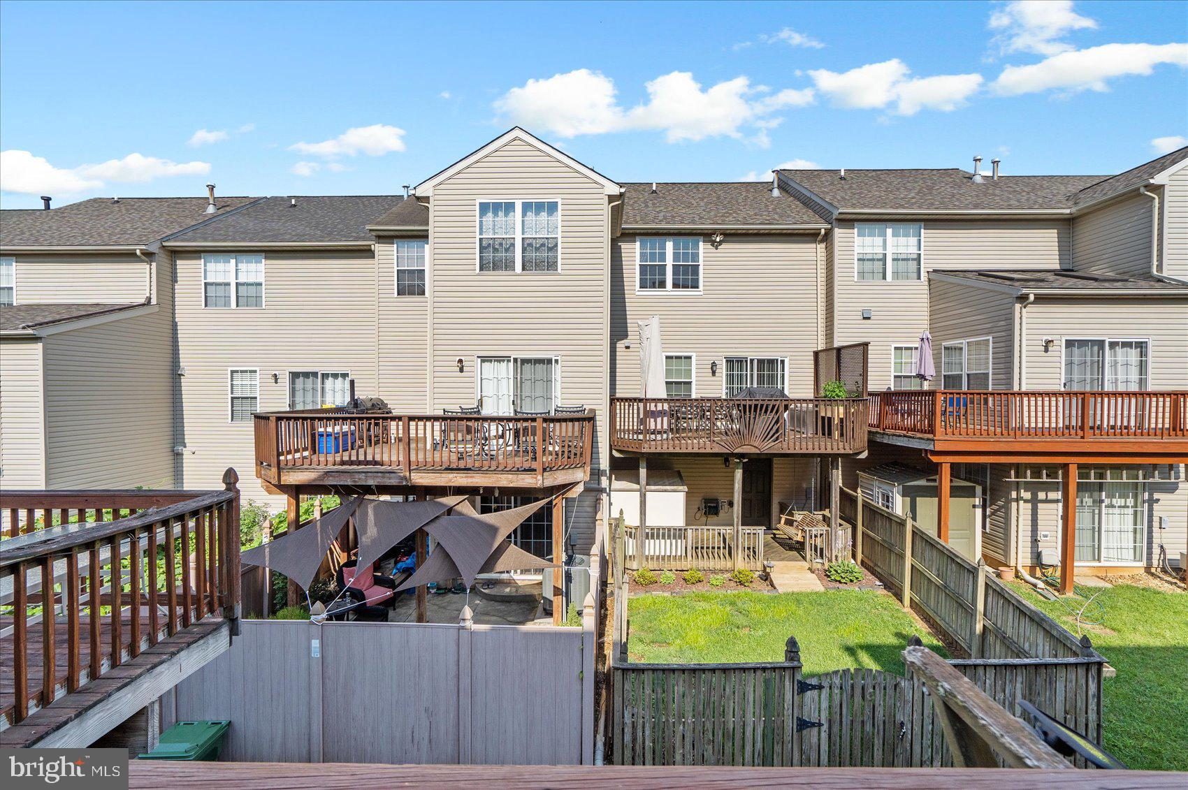 OAKHURST - Residential