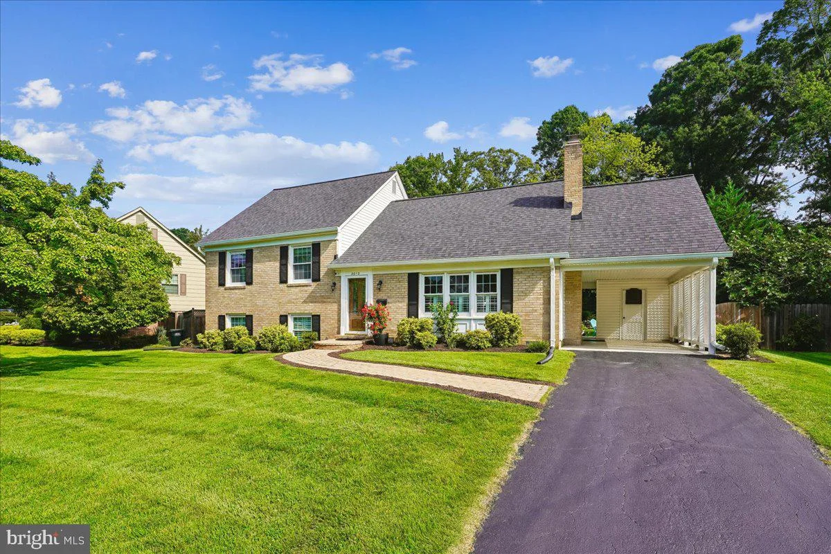 2012 Rampart Drive, Alexandria, VA, 22308