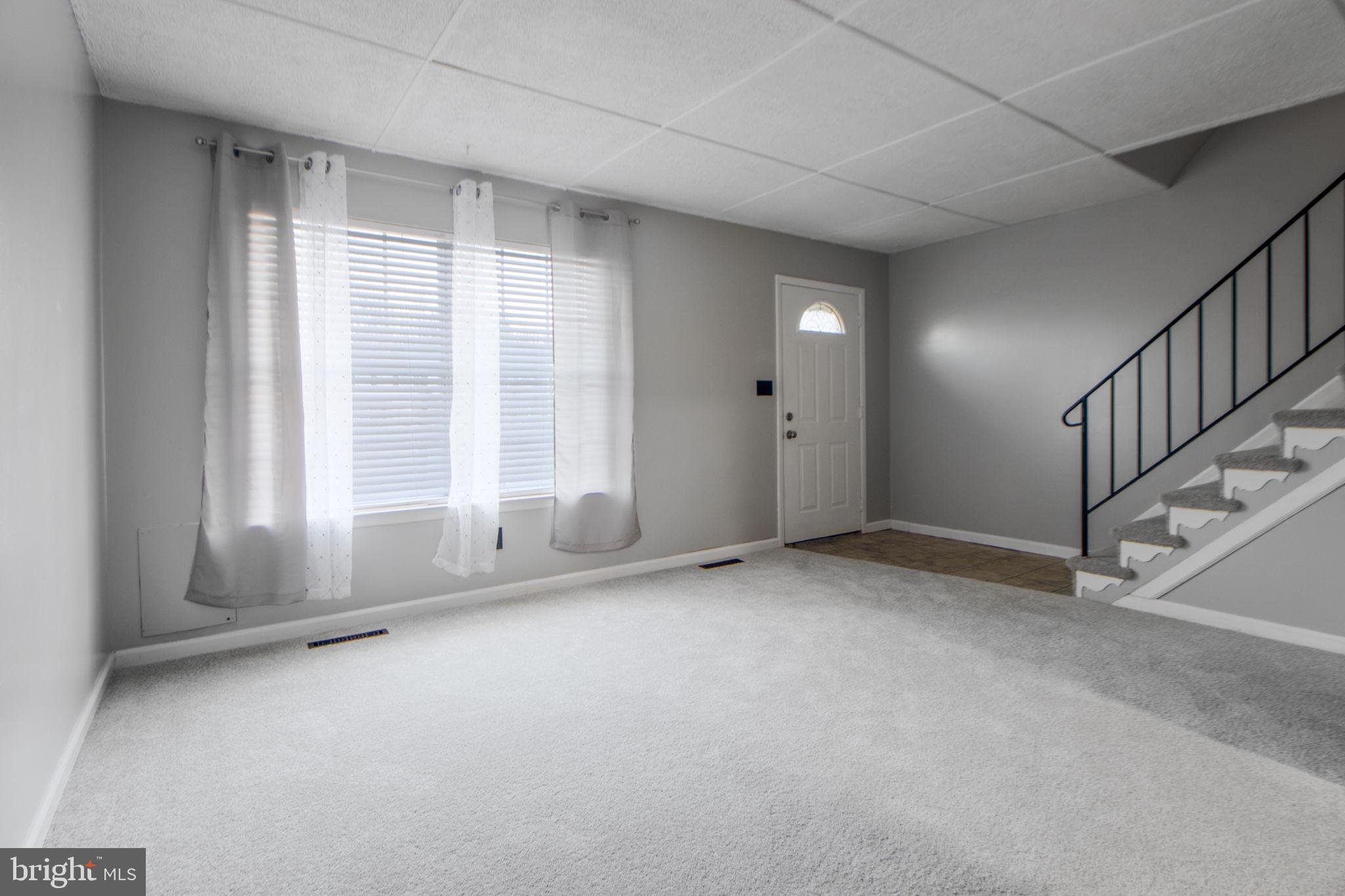 HARFORD SQUARE - Residential Lease