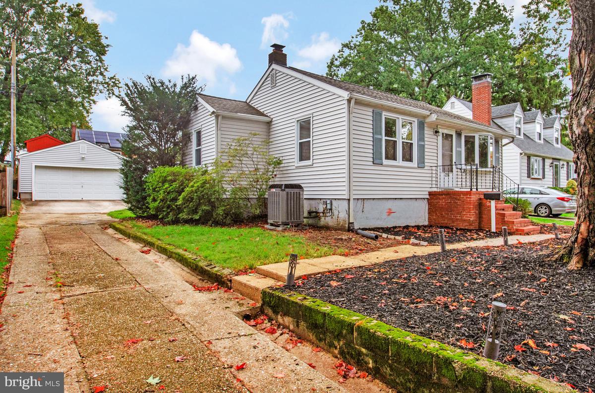 215 SYCAMORE ROAD