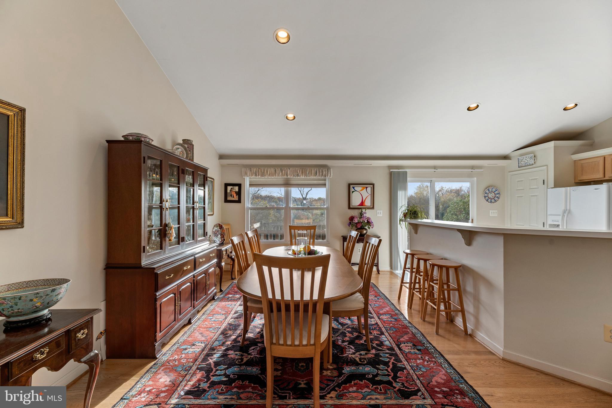 LAYTONSVILLE OUTSIDE - Residential