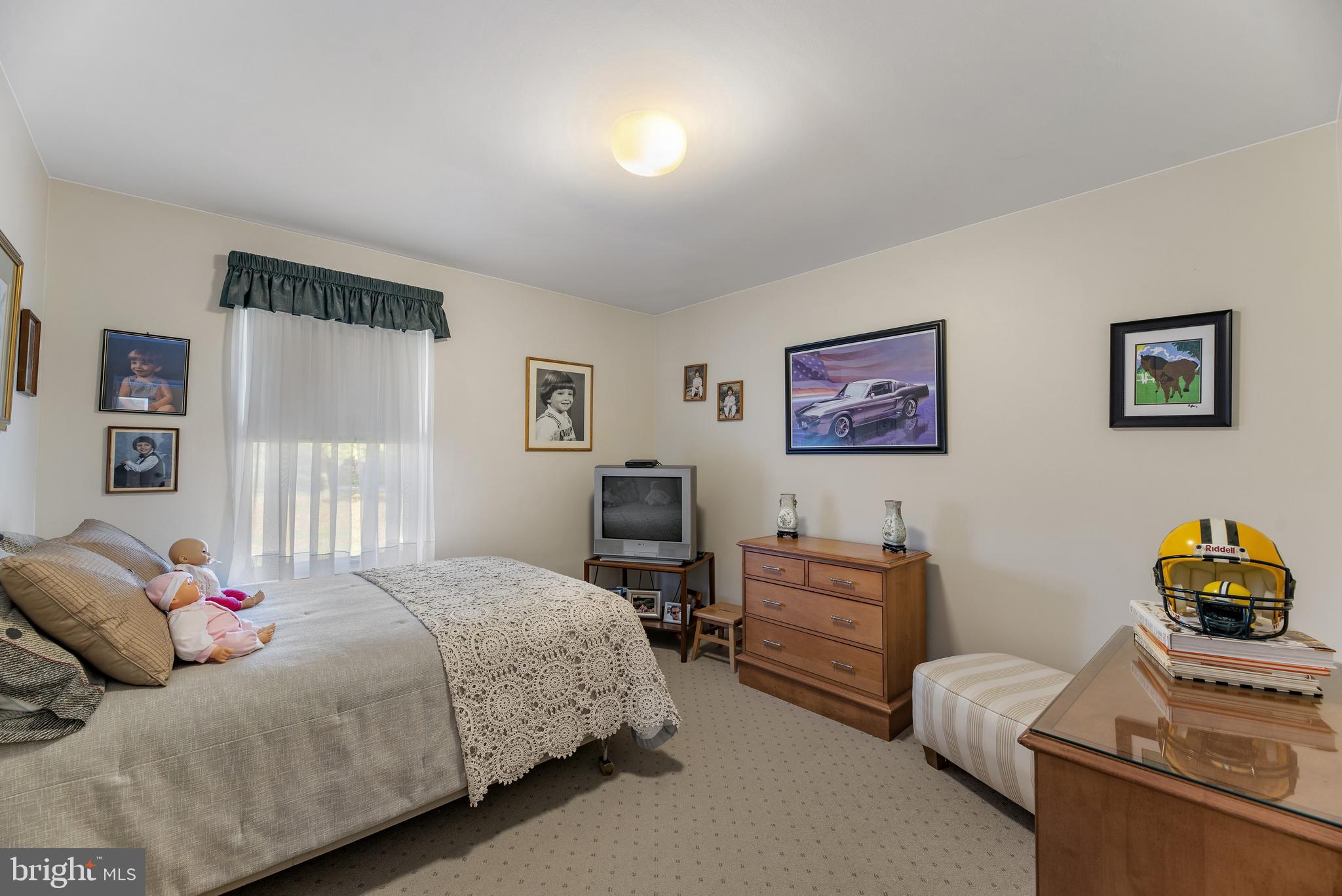 LAYTONSVILLE OUTSIDE - Residential