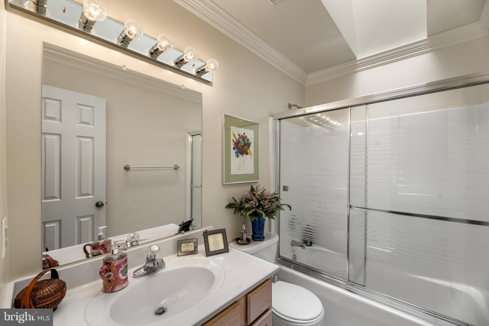 LAYTONSVILLE OUTSIDE - Residential