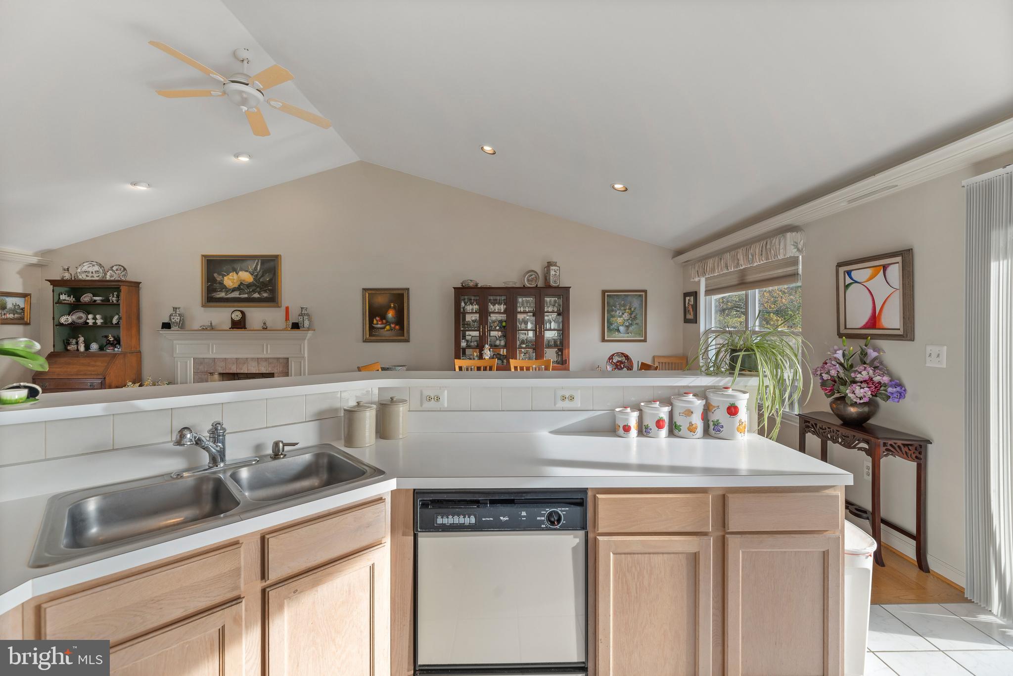 LAYTONSVILLE OUTSIDE - Residential