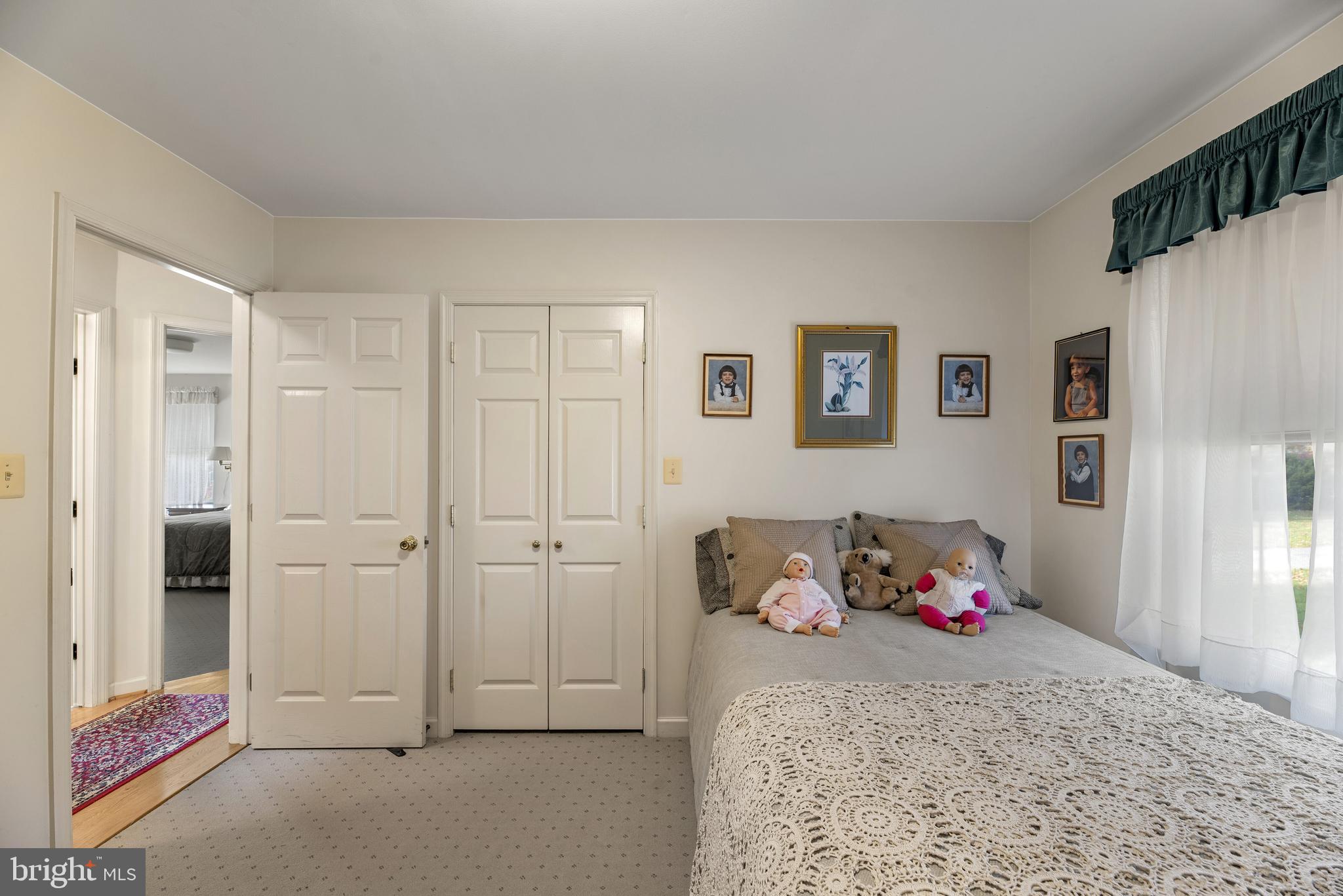 LAYTONSVILLE OUTSIDE - Residential