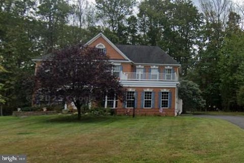 Photo of 7172 Mercury Avenue, HAYMARKET, VA 20169 (MLS # VAPW2132876)