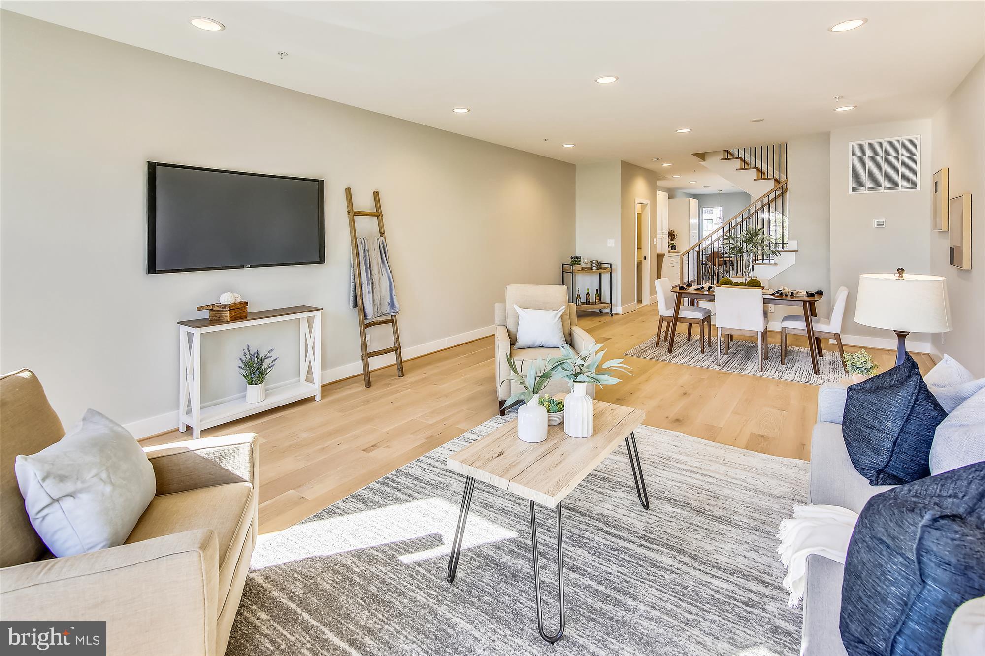 CANTON - Residential