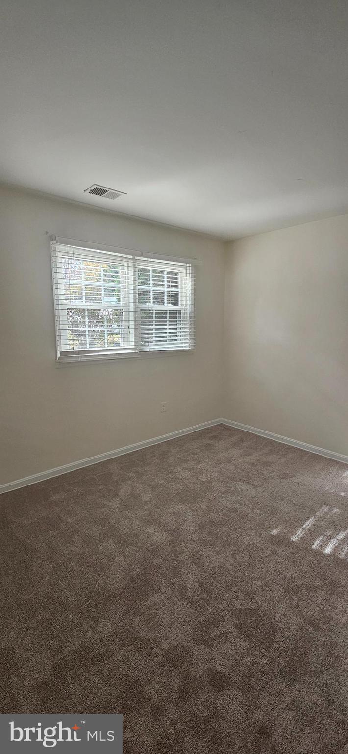 KINGS PARK WEST - Residential Lease