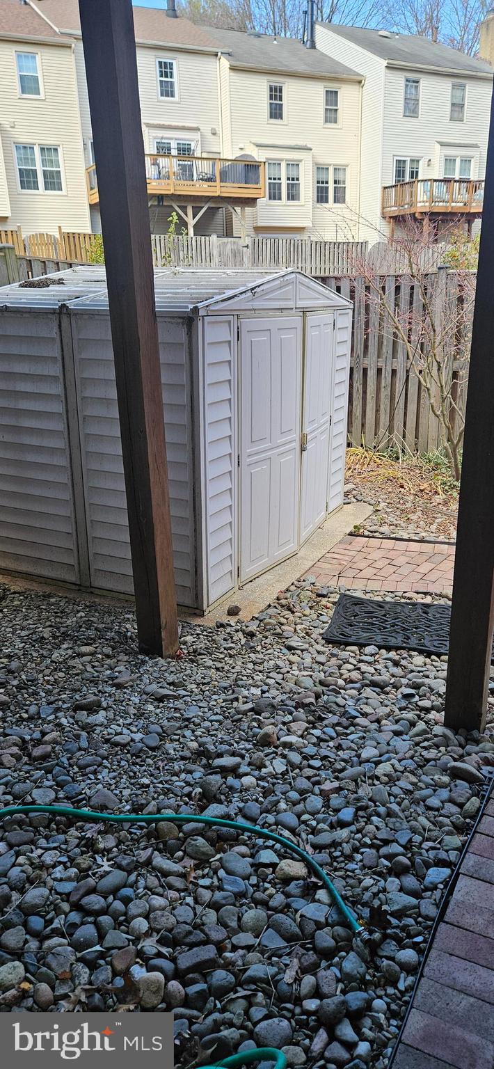 KINGS PARK WEST - Residential Lease